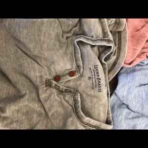 Lucky brand xl tees. (4)